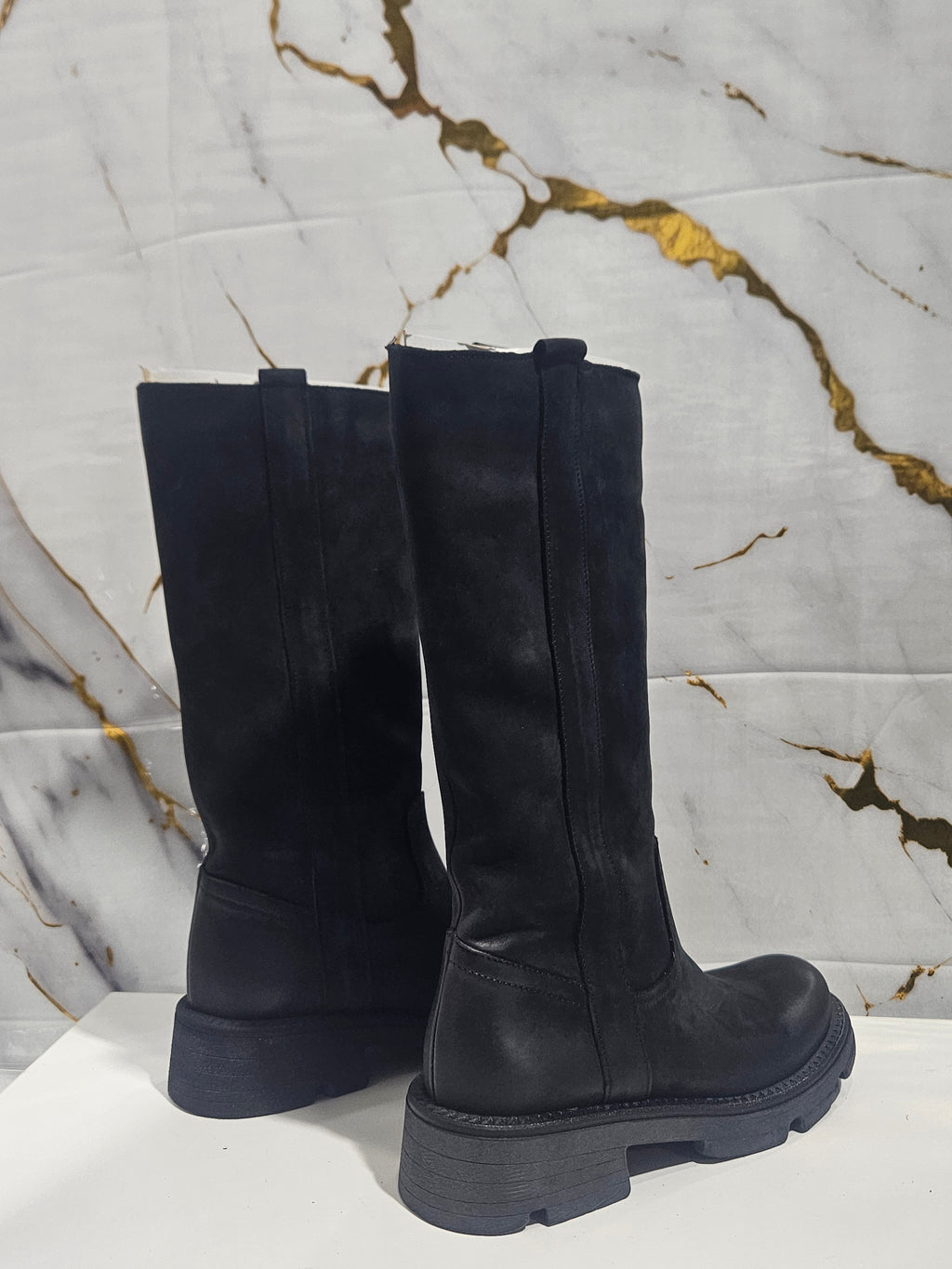 Stivale Alto in Pelle - Nero