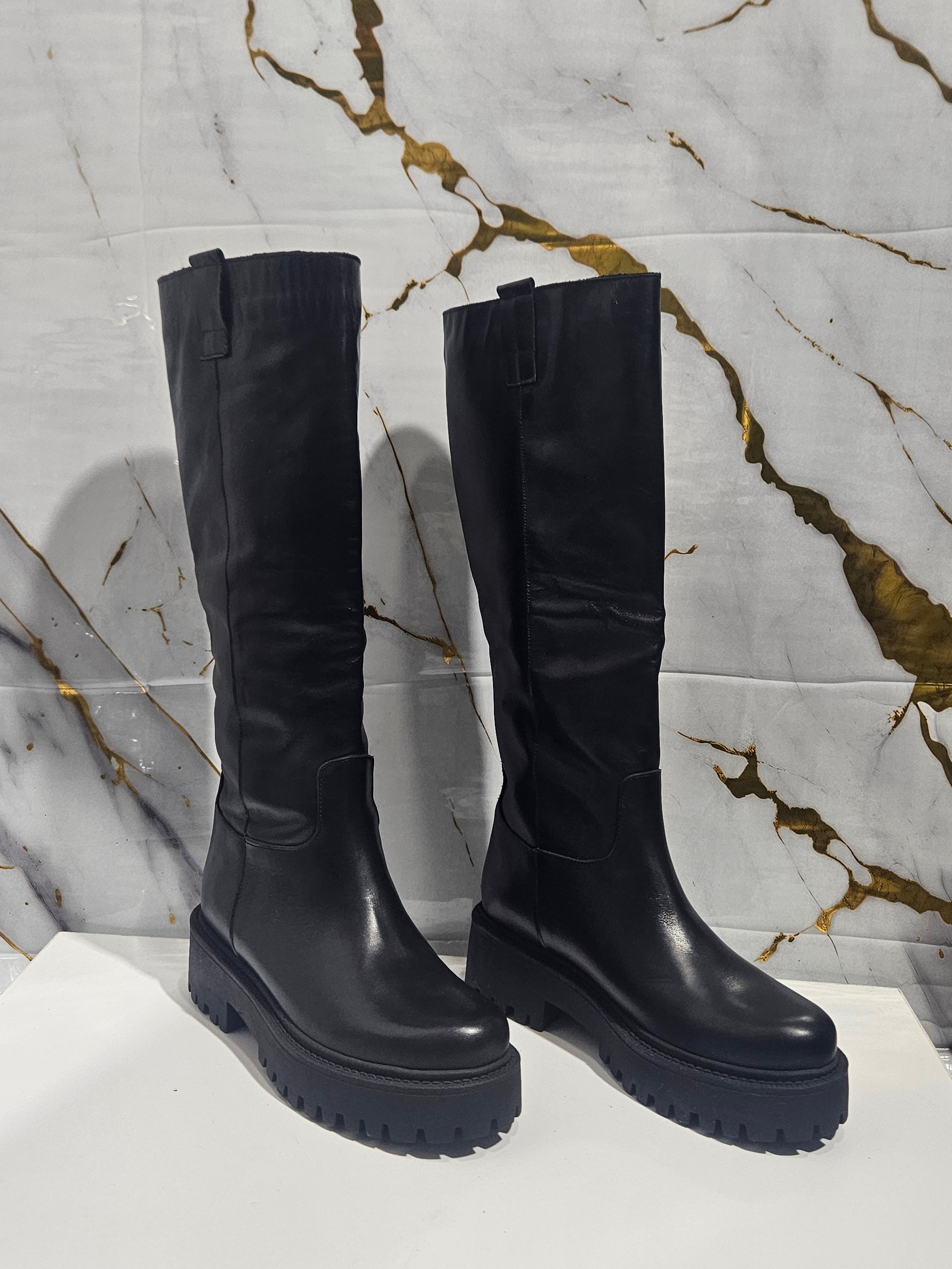 Stivale Alto in Pelle - Nero