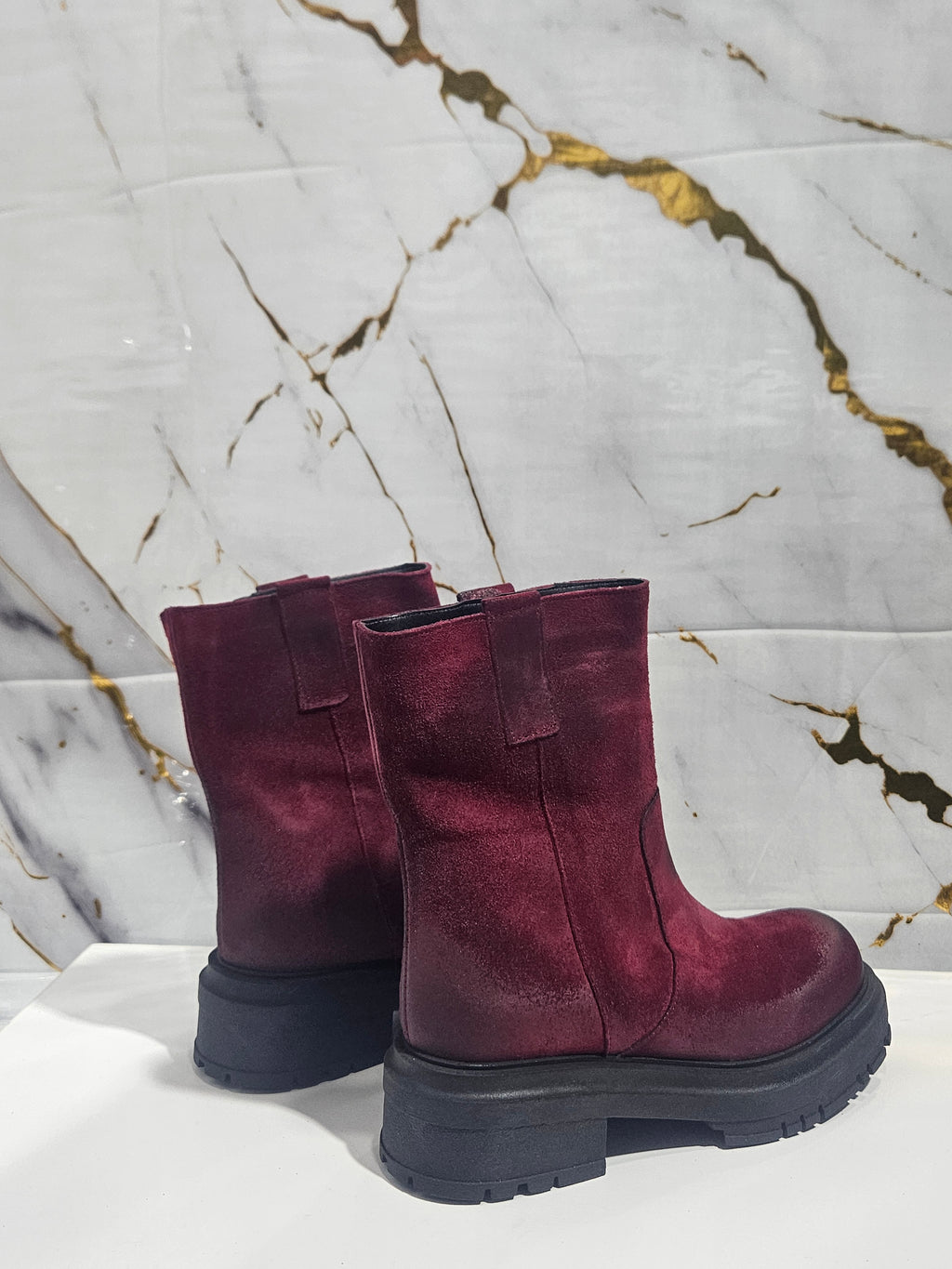 ADELE - Camoscio Bordeaux