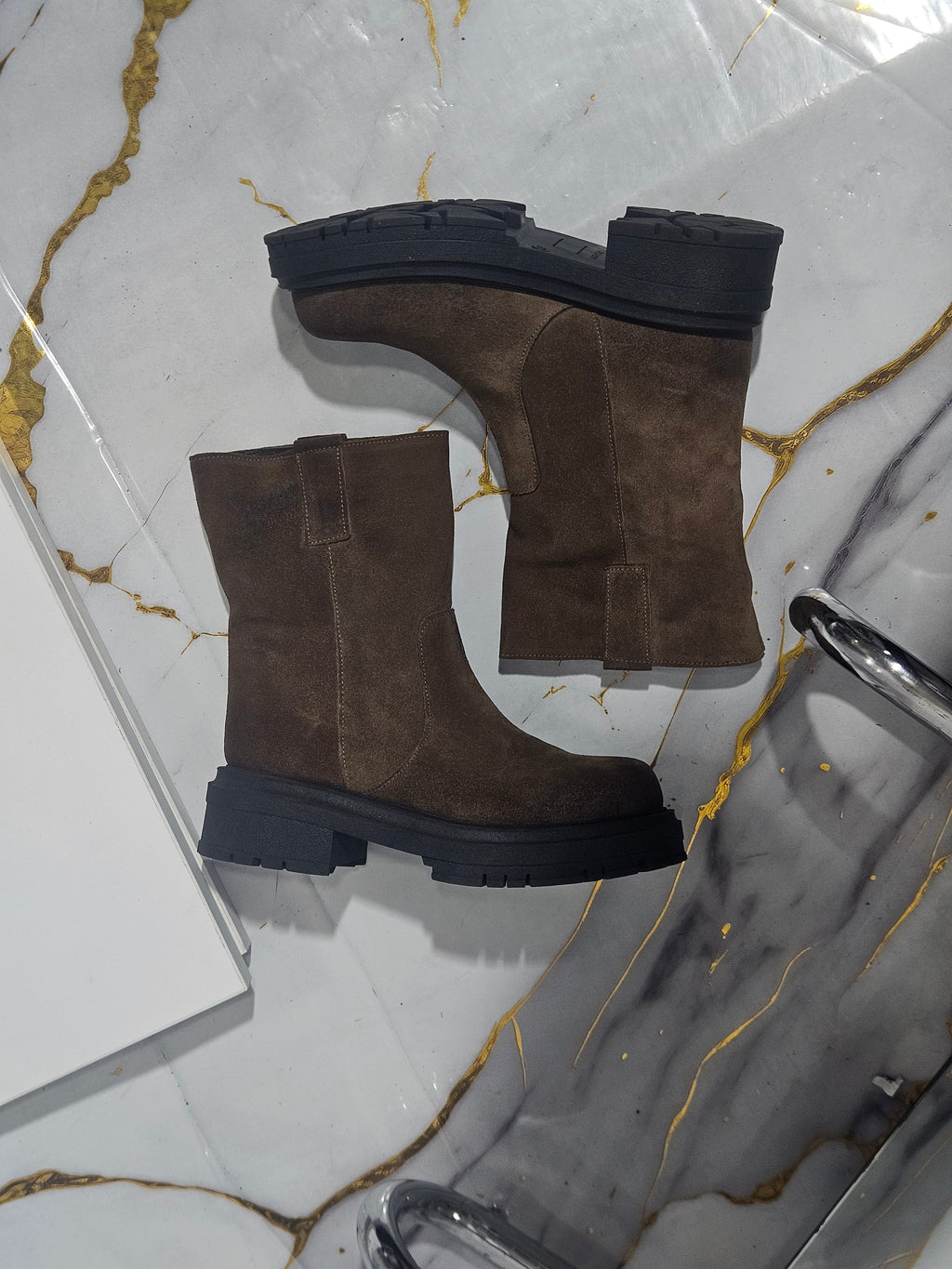 ADELE - Camoscio Fango