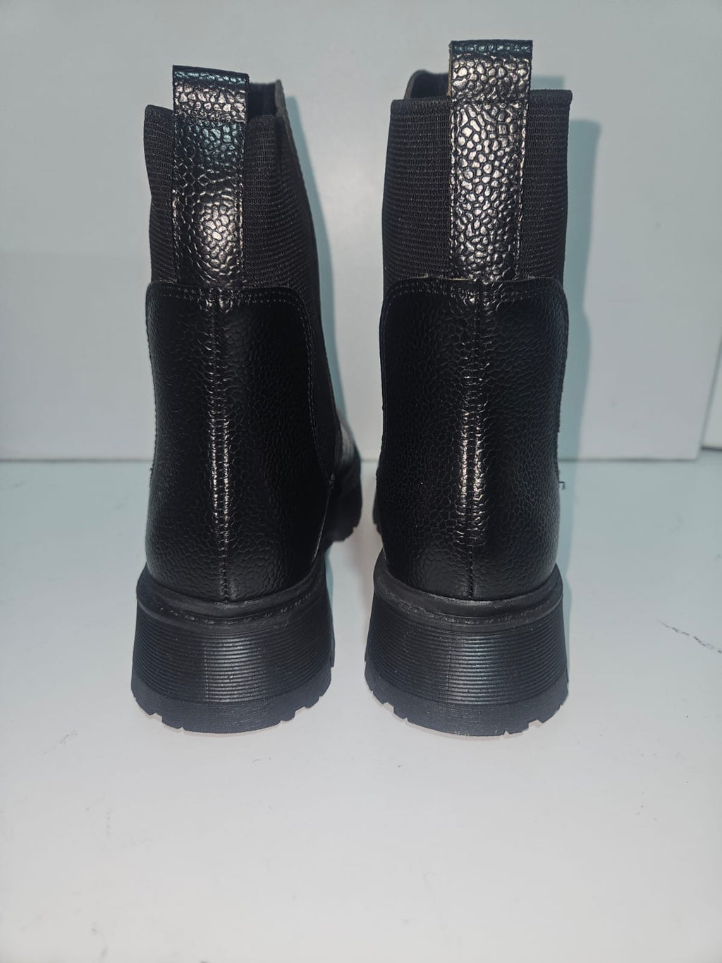 GINGER NERO MARTELLATO