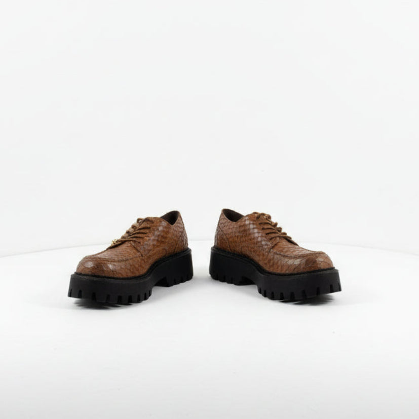 Stringate in Pelle Effetto Cocco - Marrone