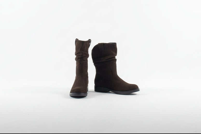 Stivali Slouchy Marroni in Camoscio con Tacco Basso