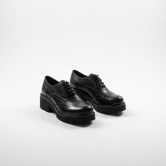 Stringate Oxford Nere in Pelle con Suola Chunky