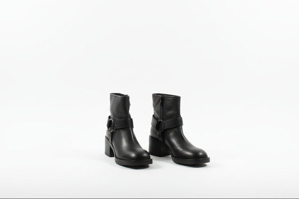 Stivaletti Biker Neri in Pelle con Fibbie e Tacco Medio