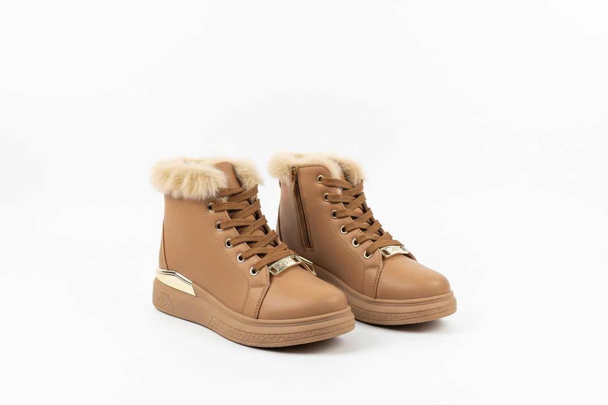 Sneakers Alte Beige con Pelliccia e Dettagli Oro