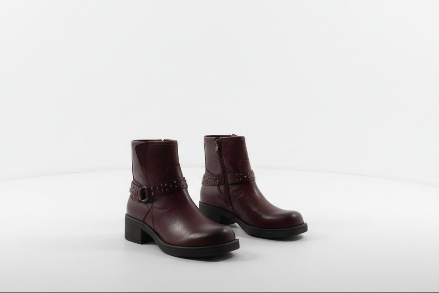Stivaletti Texani Bordeaux in Pelle con Borchie