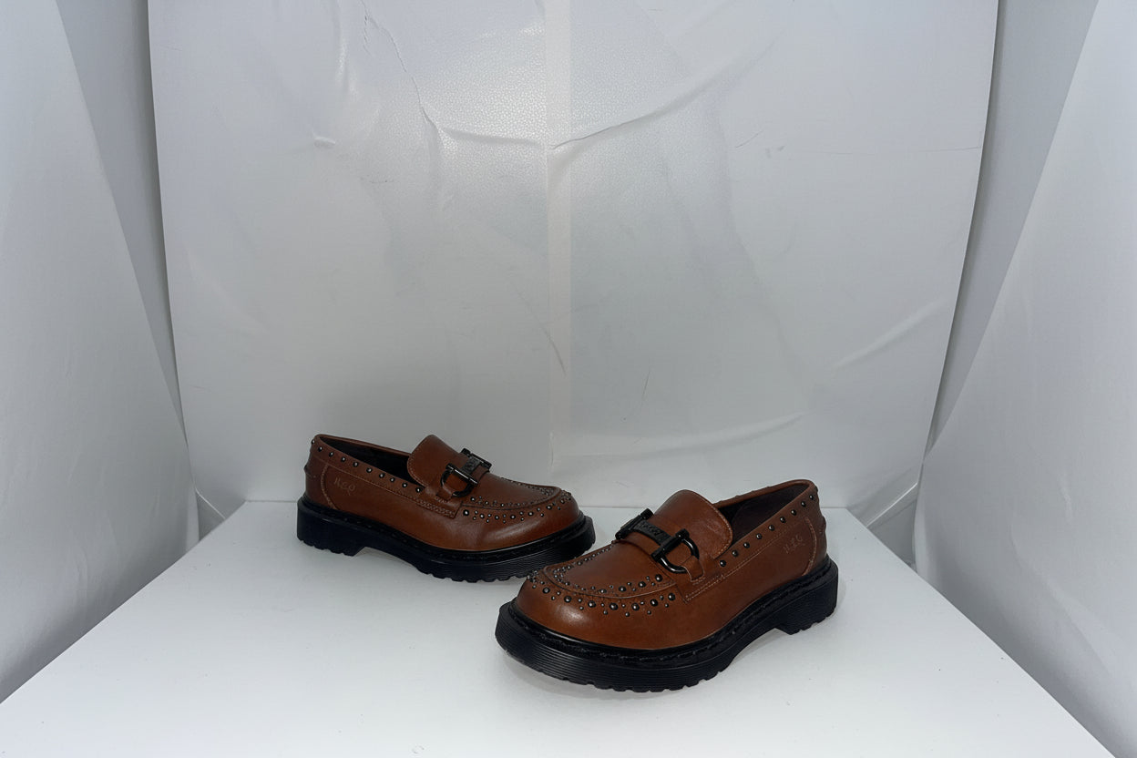 Mocassini Marroni in Pelle con Borchie e Suola Chunky
