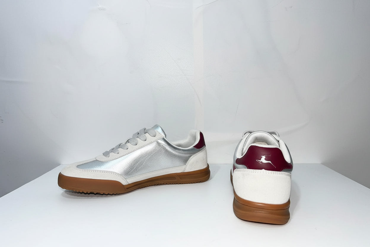 Sneakers Sportive Bianche con Dettagli Colorati - Campione Taglia 37