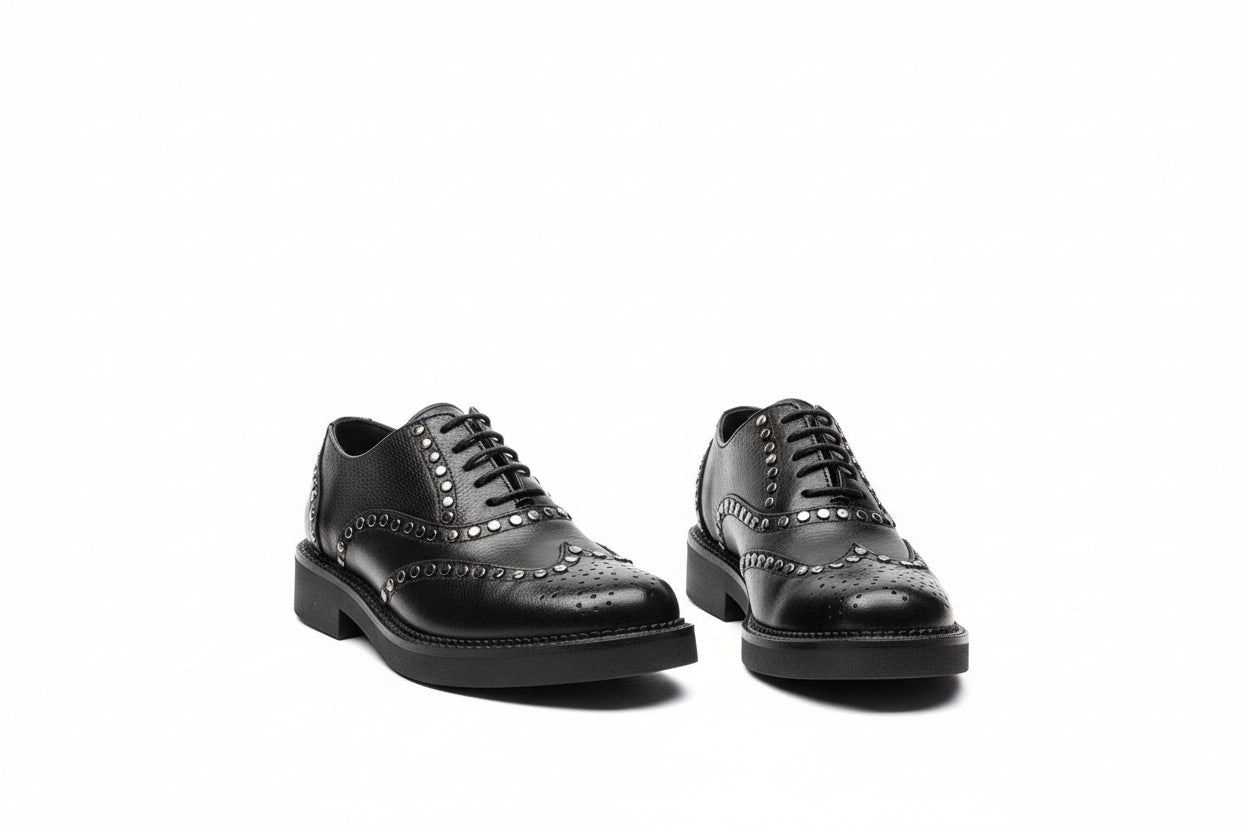 Stringate Brogue Nere con Borchie - Campione Taglia 37