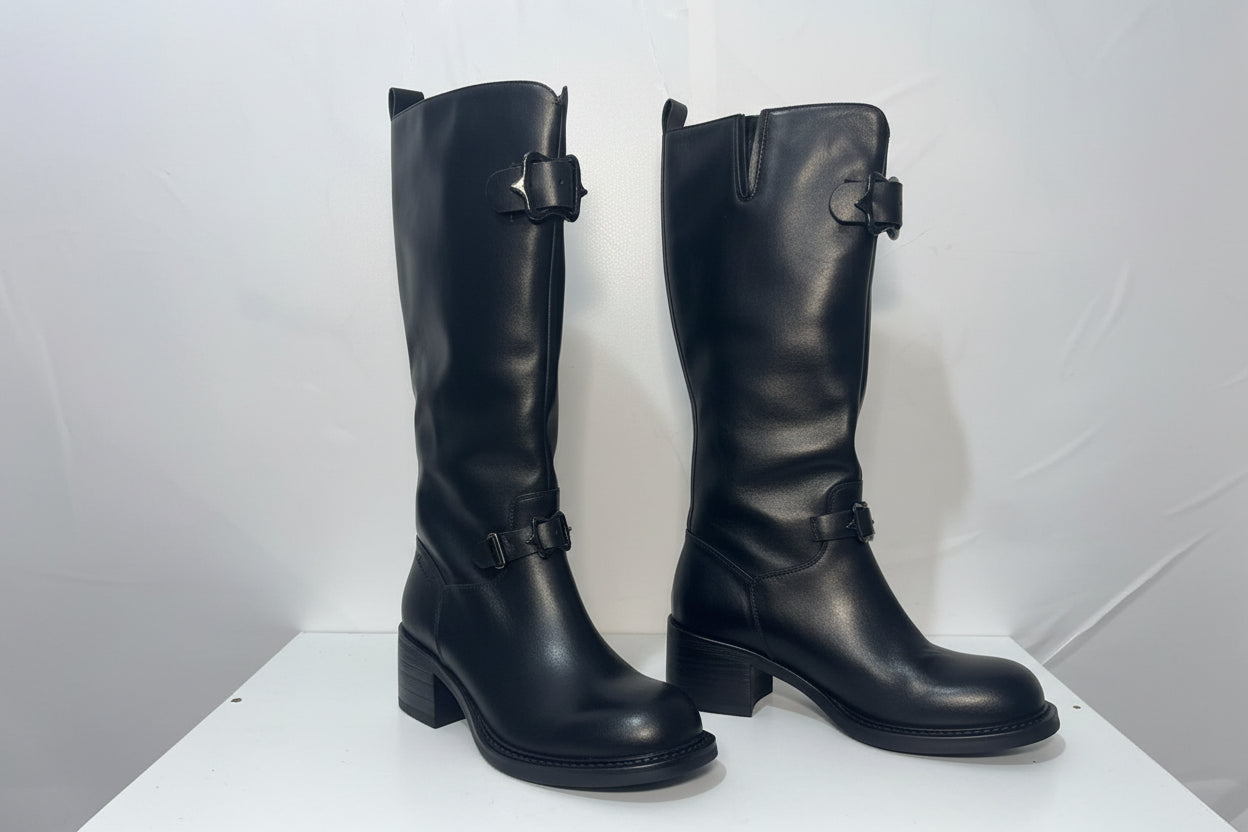 Stivali Alti Neri in Pelle con Fibbie - Campione Taglia 37