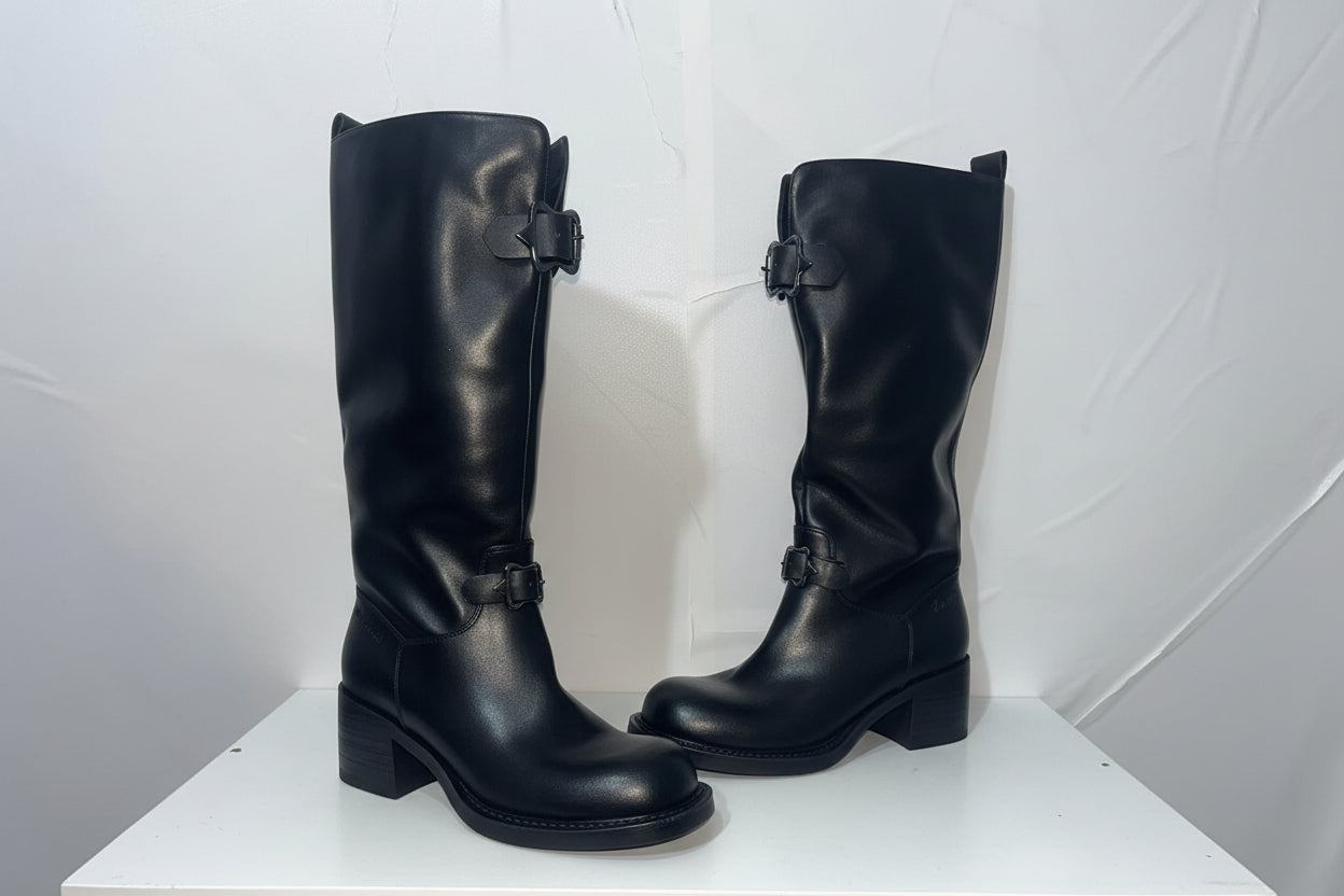 Stivali Alti Neri in Pelle con Fibbie - Campione Taglia 37