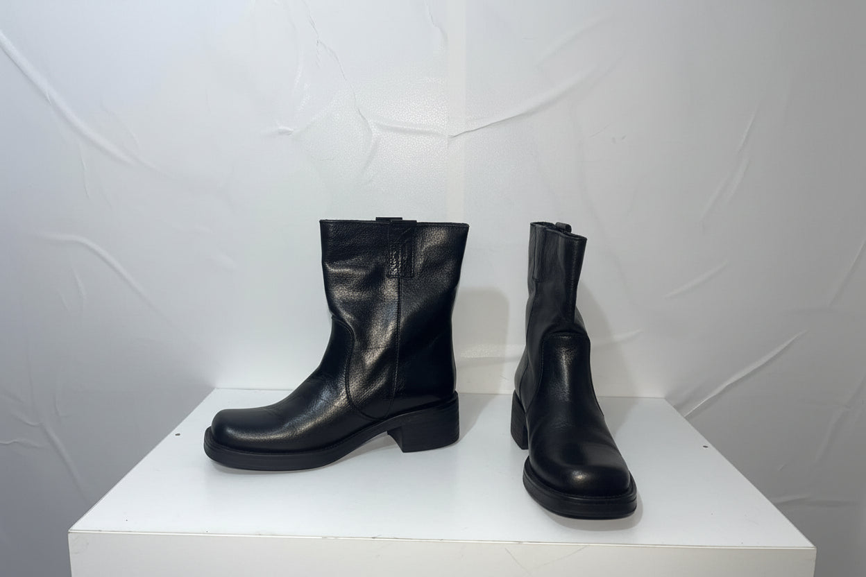 Stivaletti Texani Neri in Pelle Lucida - Campione Taglia 37