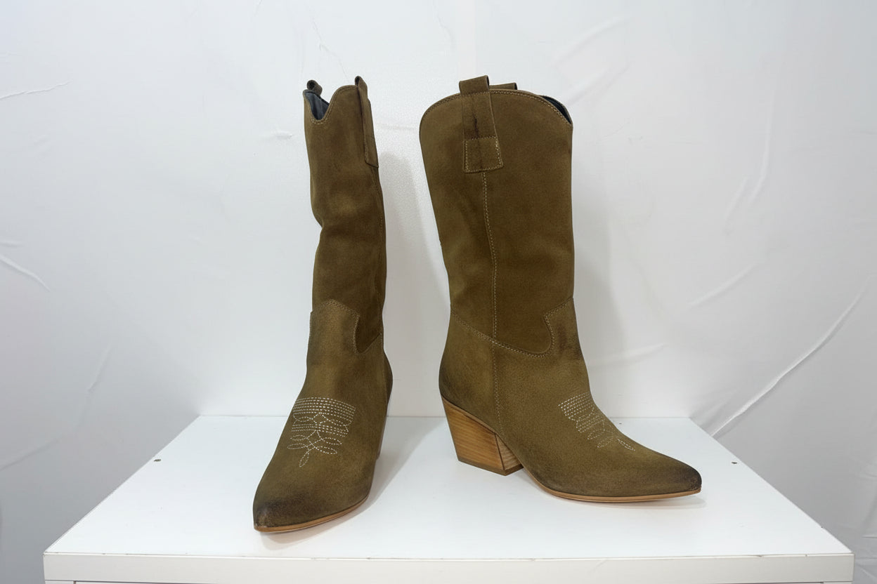 Stivali Texani in Camoscio con Borchie - Campione Taglia 37